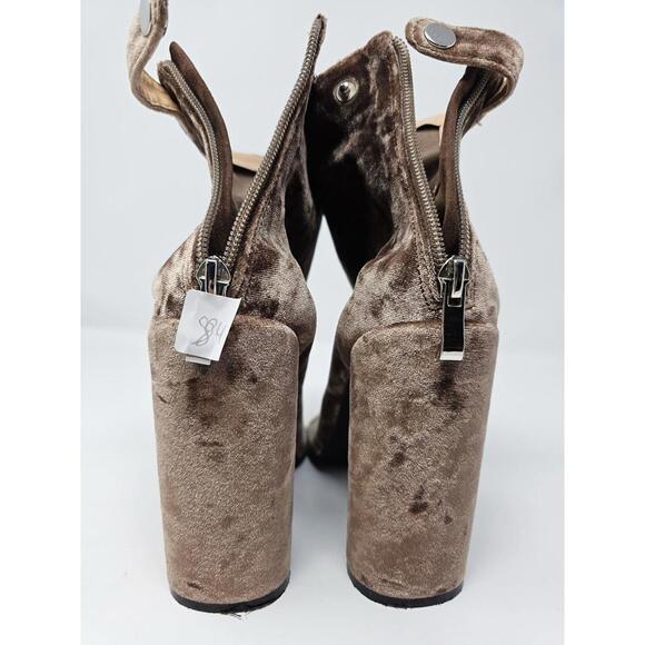 Public Desire‎ Heeled Velvet Boots Sz 7 - Picture 8 of 8